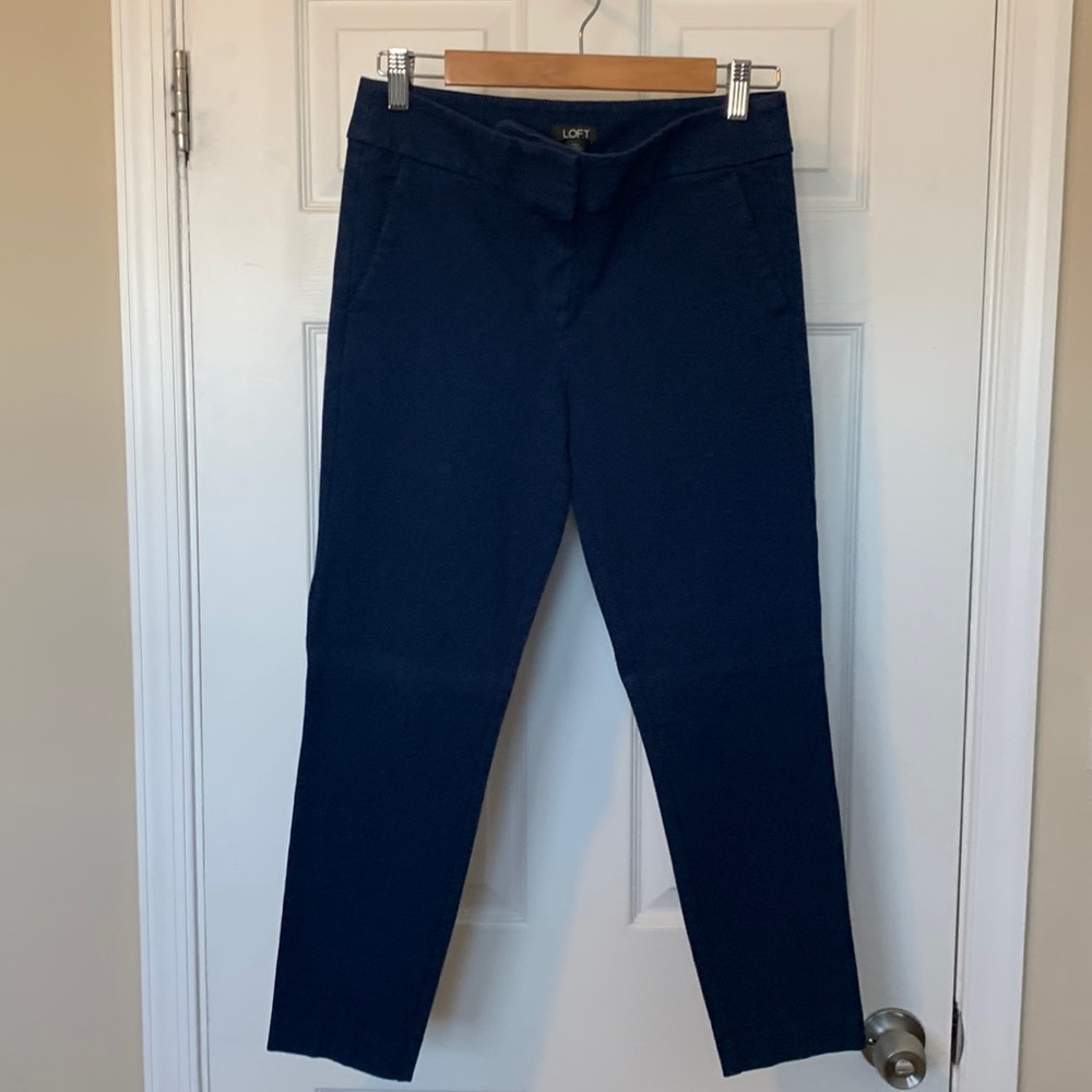 Dark blue LOFT anke length pants, size 4
